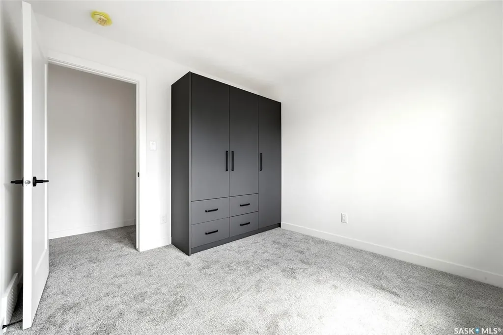 3919 Qu'appelle Drive Regina SK S4S 0E1