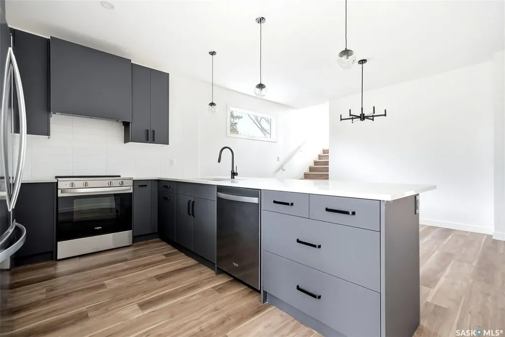 3919 Qu'appelle Drive Regina SK S4S 0E1