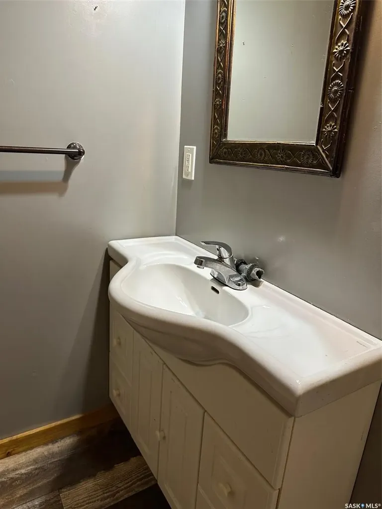 321 Walsh Street Bienfait SK S0C 0M0