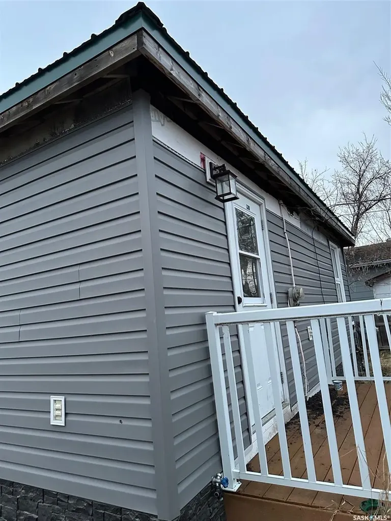 321 Walsh Street Bienfait SK S0C 0M0