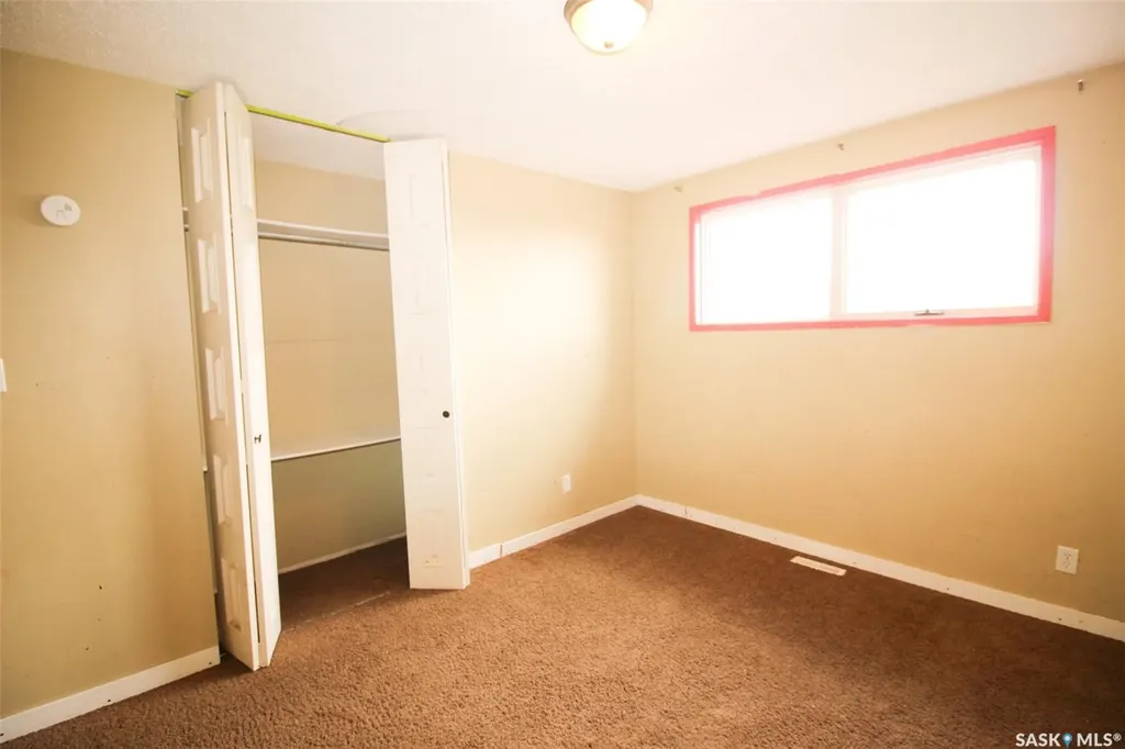 504 3rd Avenue E Frontier SK S0N 0W0