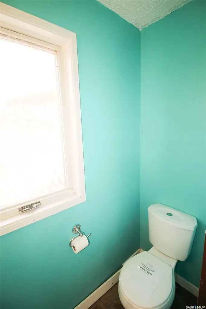 504 3rd Avenue E Frontier SK S0N 0W0