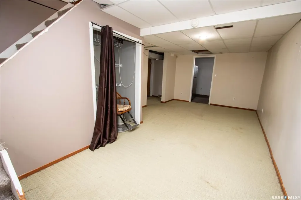 344 Angus Street Regina SK S4R 3K6