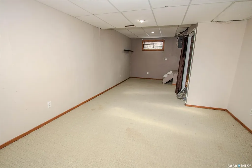 344 Angus Street Regina SK S4R 3K6