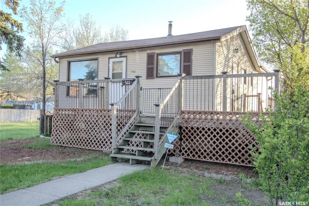 344 Angus Street Regina SK S4R 3K6
