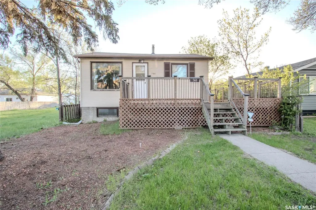 344 Angus Street Regina SK S4R 3K6