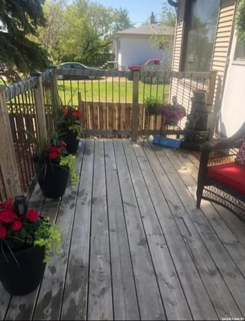 344 Angus Street Regina SK S4R 3K6