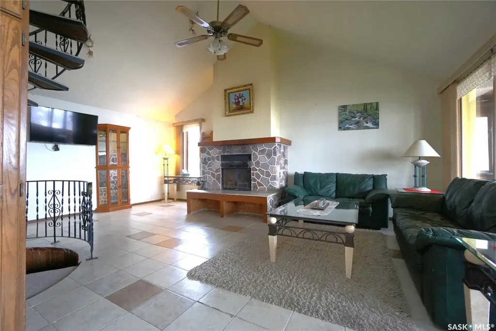 202 Pickerel Street Mckillop Rm No. 220 SK S0G 4L0
