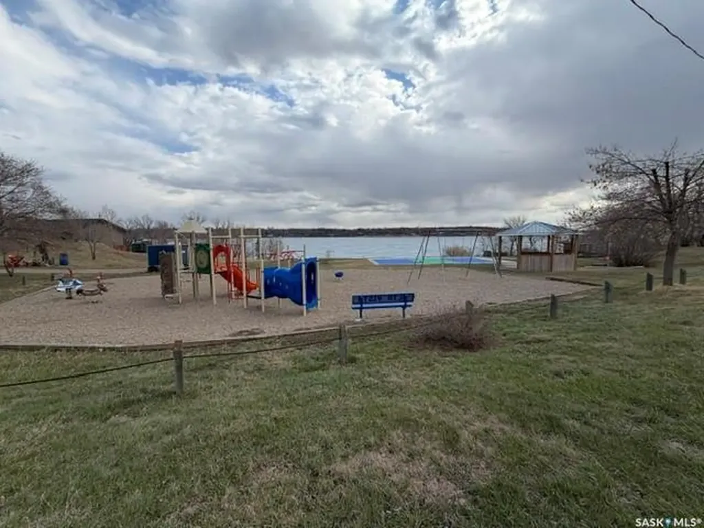 202 Pickerel Street Mckillop Rm No. 220 SK S0G 4L0