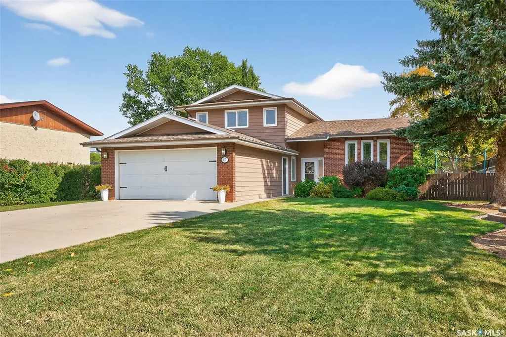 107 Cottonwood Street Caronport SK S0H 0S0