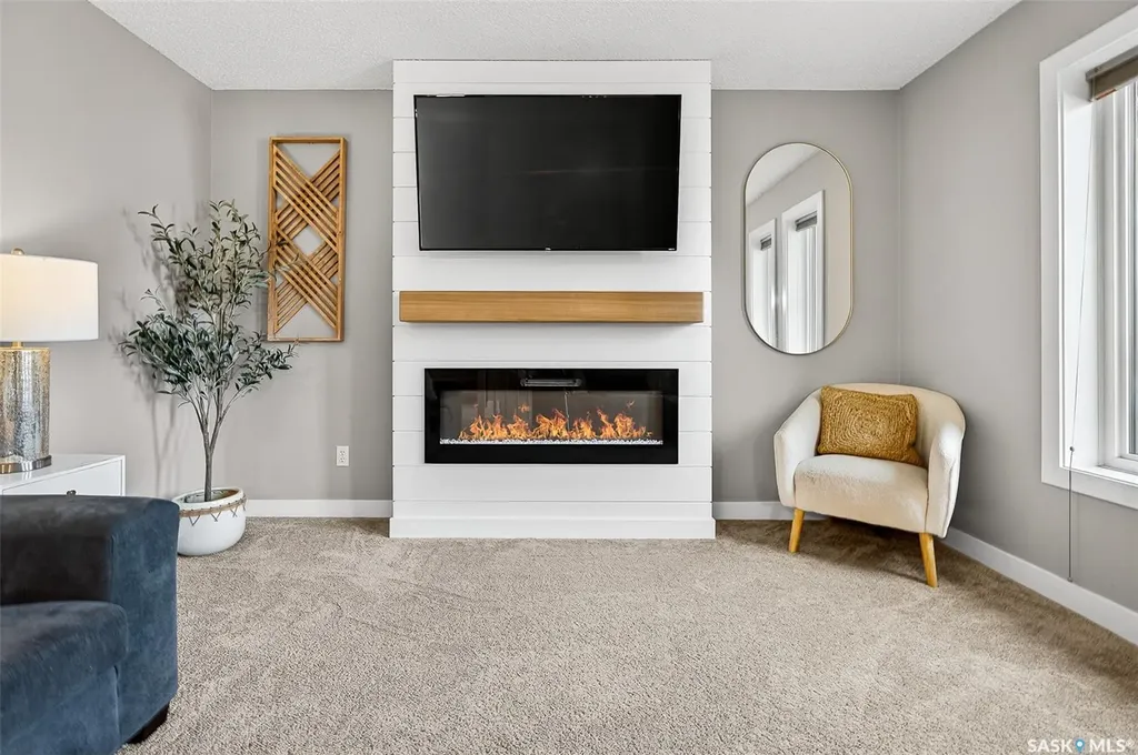 107 Cottonwood Street Caronport SK S0H 0S0