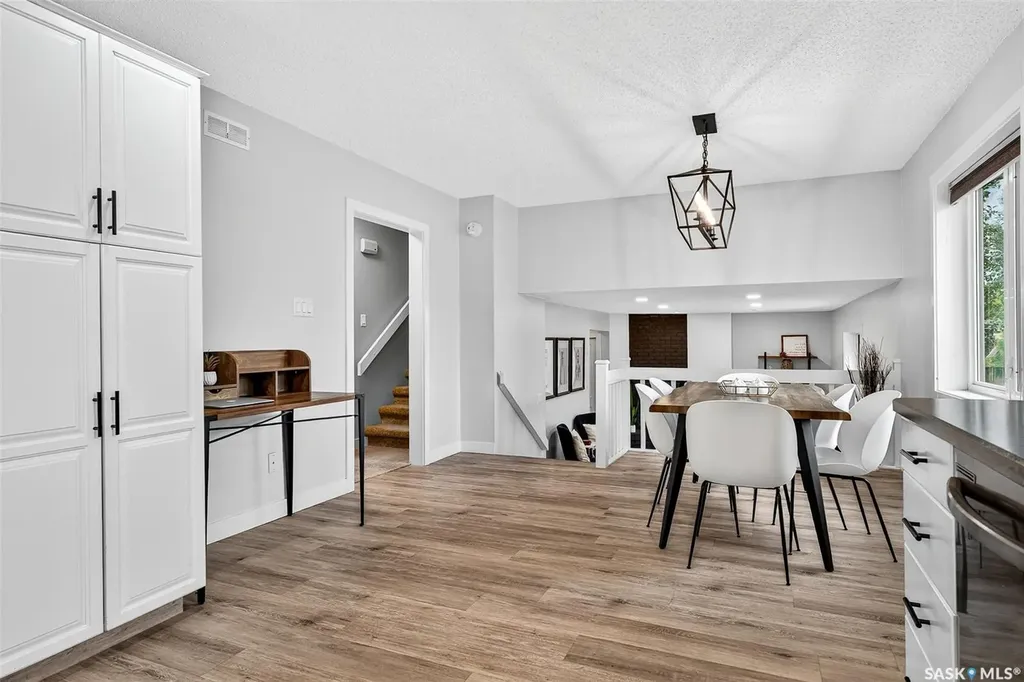 107 Cottonwood Street Caronport SK S0H 0S0