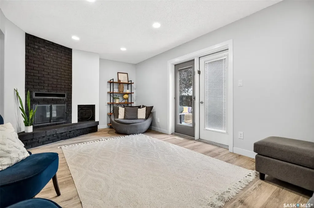 107 Cottonwood Street Caronport SK S0H 0S0