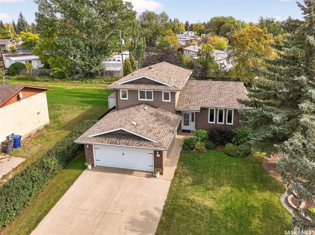 107 Cottonwood Street Caronport SK S0H 0S0