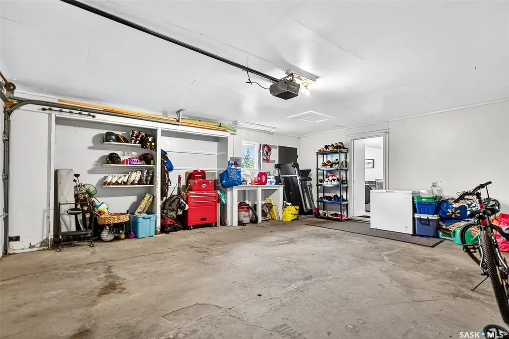 107 Cottonwood Street Caronport SK S0H 0S0