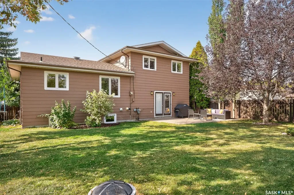 107 Cottonwood Street Caronport SK S0H 0S0