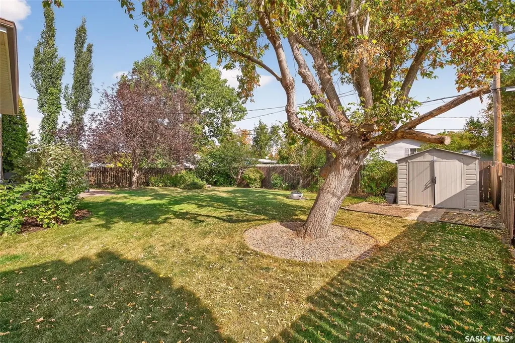 107 Cottonwood Street Caronport SK S0H 0S0