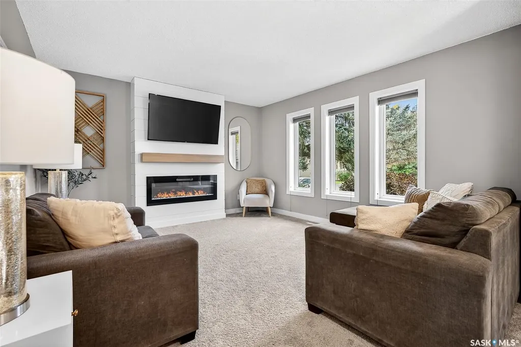 107 Cottonwood Street Caronport SK S0H 0S0
