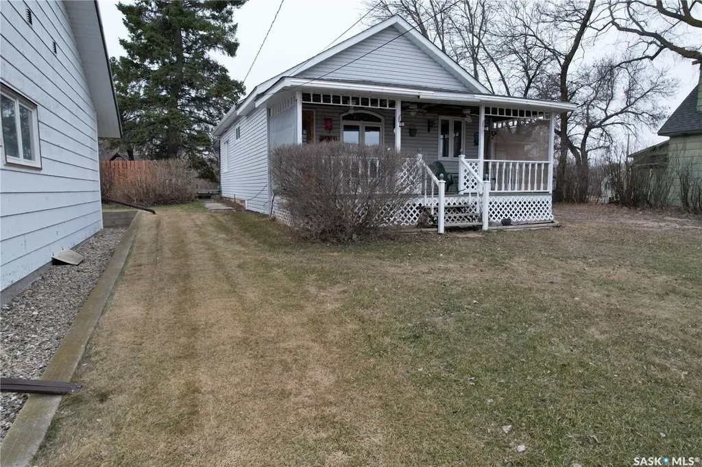 608 Balfour Street Whitewood SK S0G 5C0