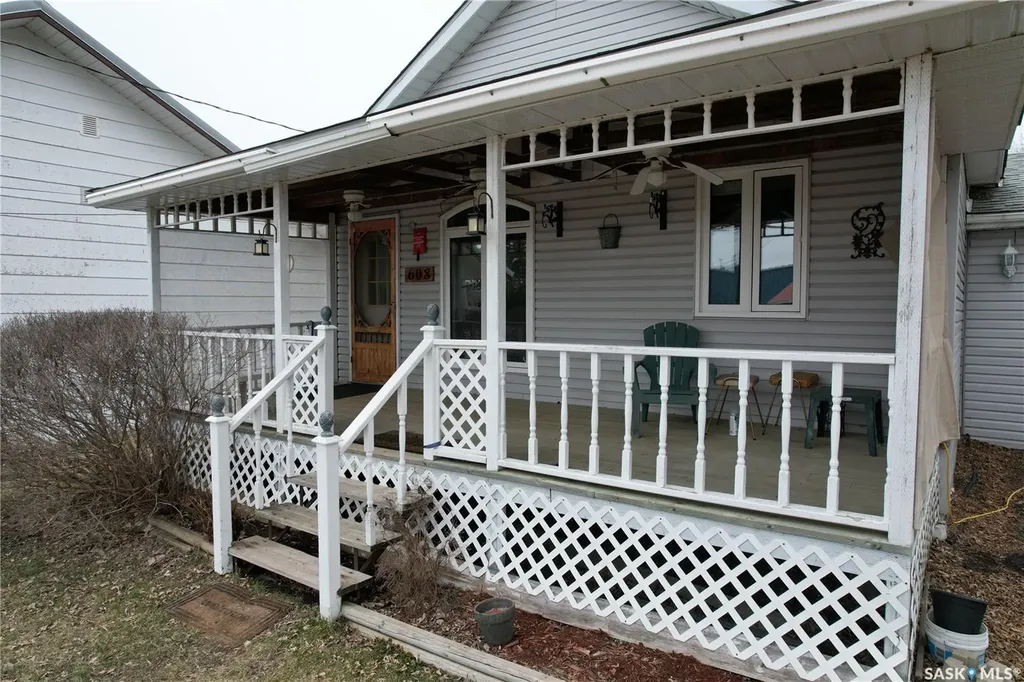 608 Balfour Street Whitewood SK S0G 5C0