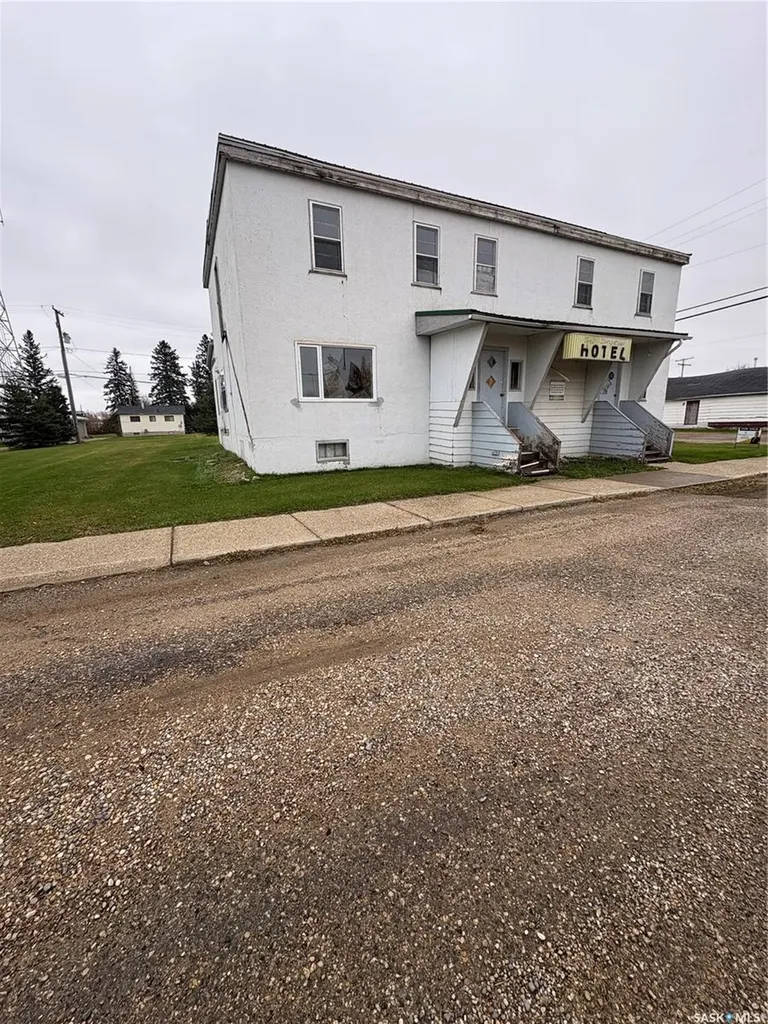 125 Main Street Pelly SK S0A 2Z0