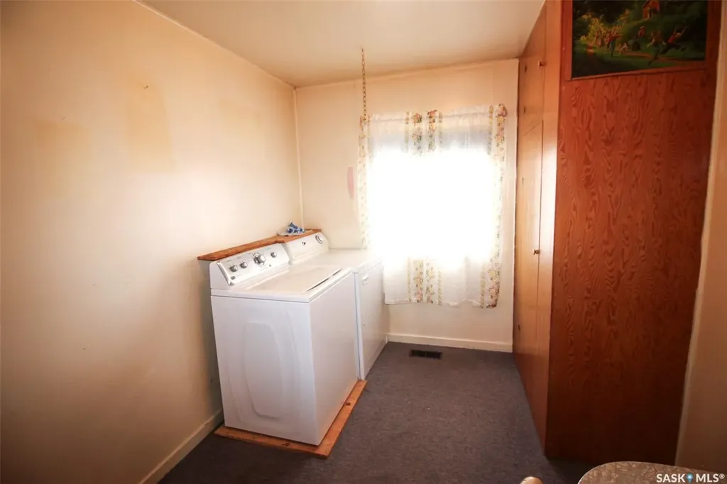 261 2nd Avenue W Shaunavon SK S0N 2M0