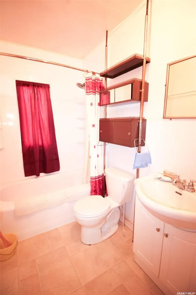 261 2nd Avenue W Shaunavon SK S0N 2M0