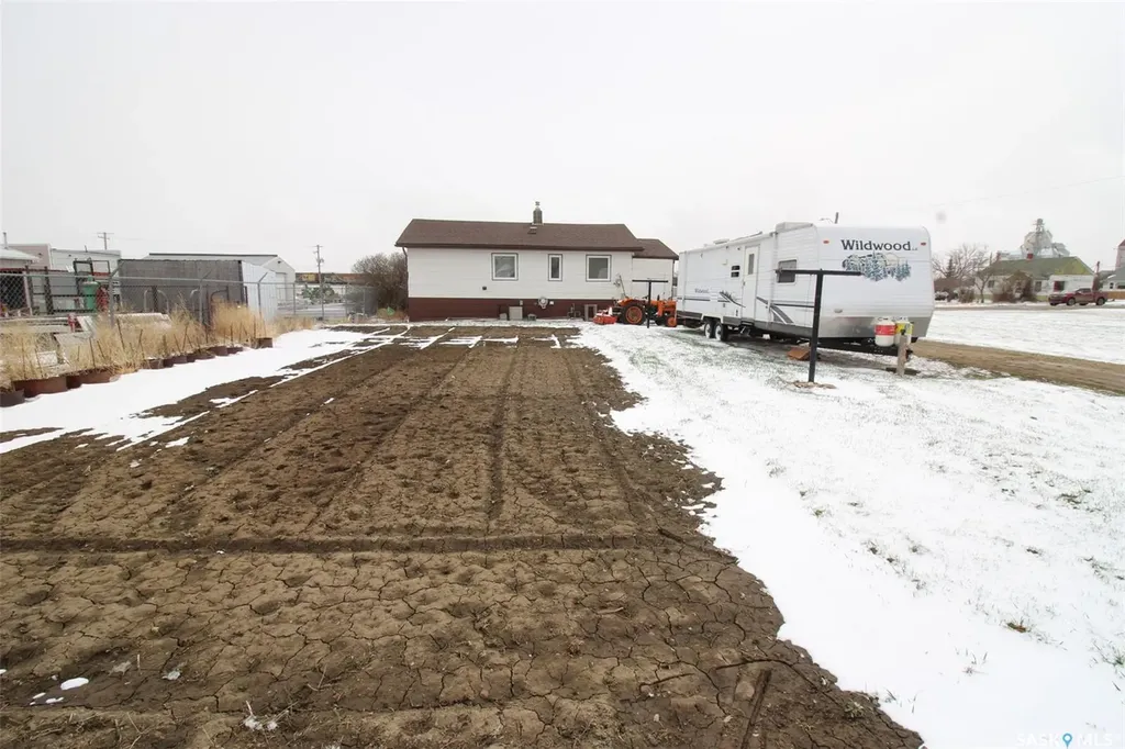 261 2nd Avenue W Shaunavon SK S0N 2M0
