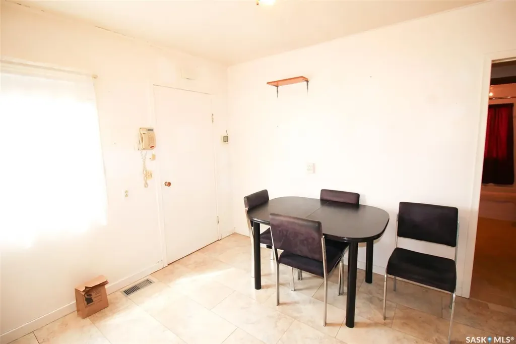 261 2nd Avenue W Shaunavon SK S0N 2M0