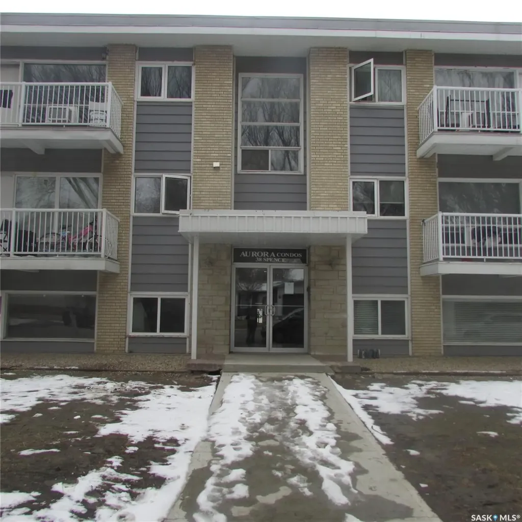 38 Spence Street Regina SK S4S 4H4