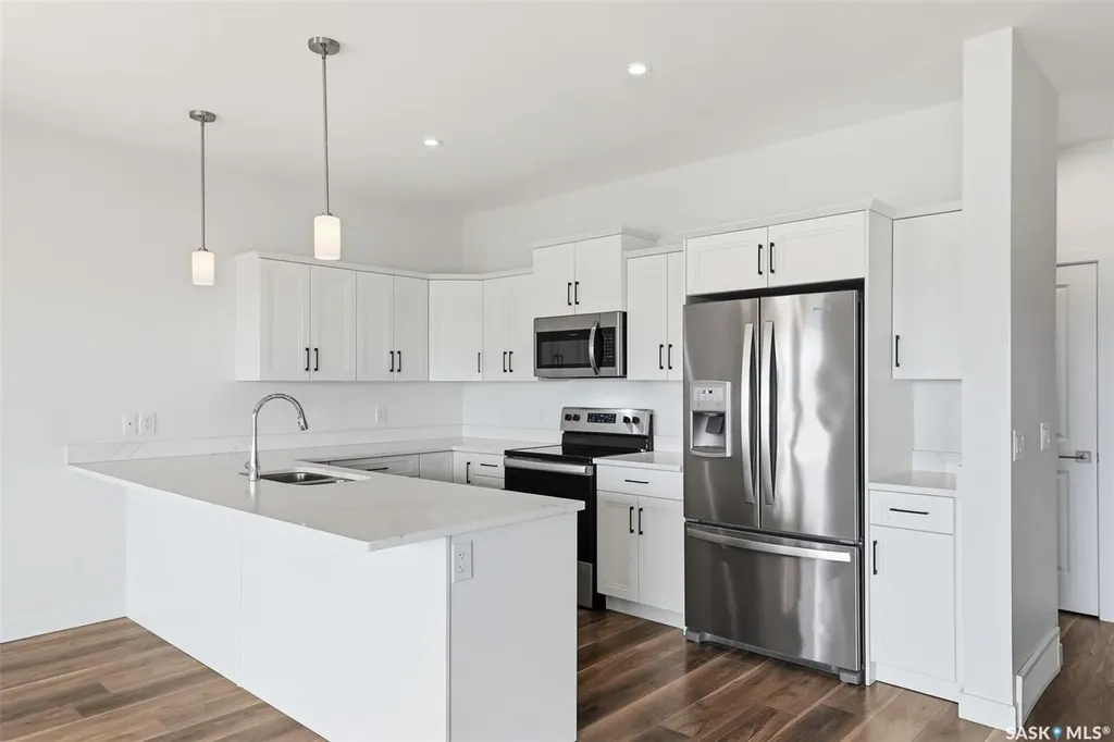 830 Kensington Boulevard Saskatoon SK S7L 6N5