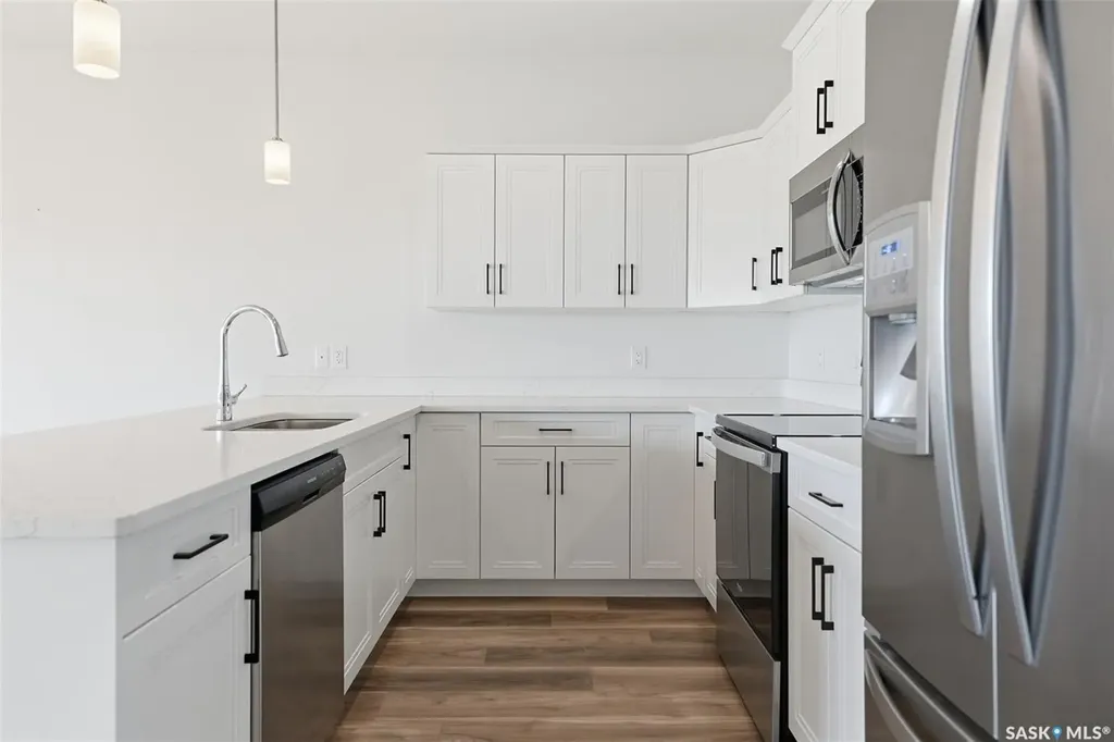 830 Kensington Boulevard Saskatoon SK S7L 6N5