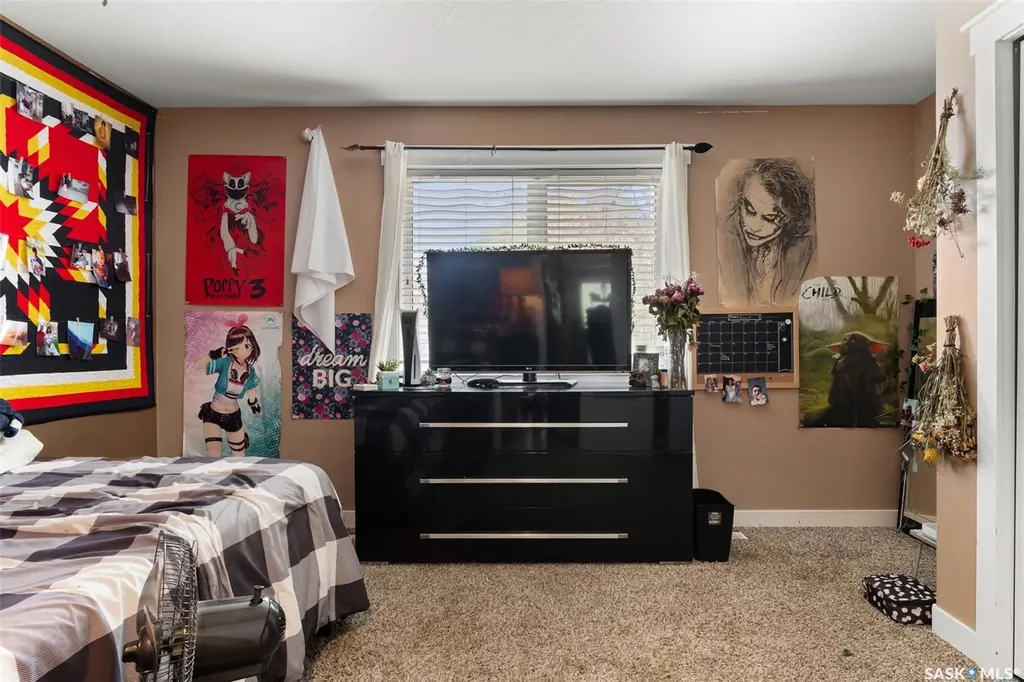 1358 Arthur Street Regina SK S4T 4V8