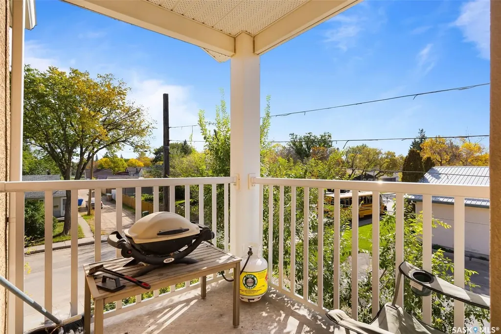 1358 Arthur Street Regina SK S4T 4V8