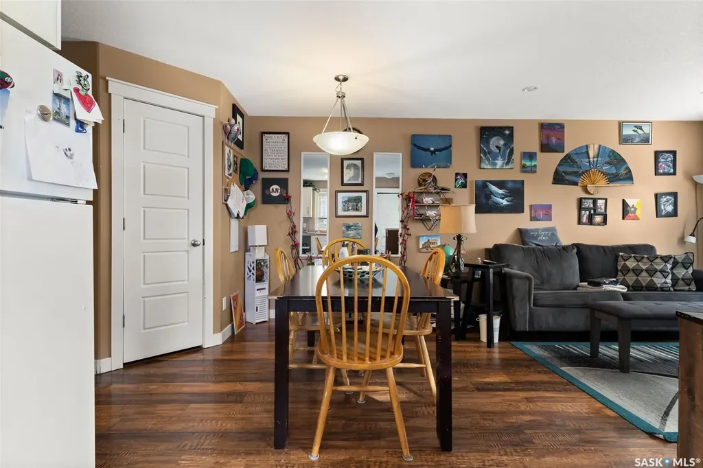 1358 Arthur Street Regina SK S4T 4V8