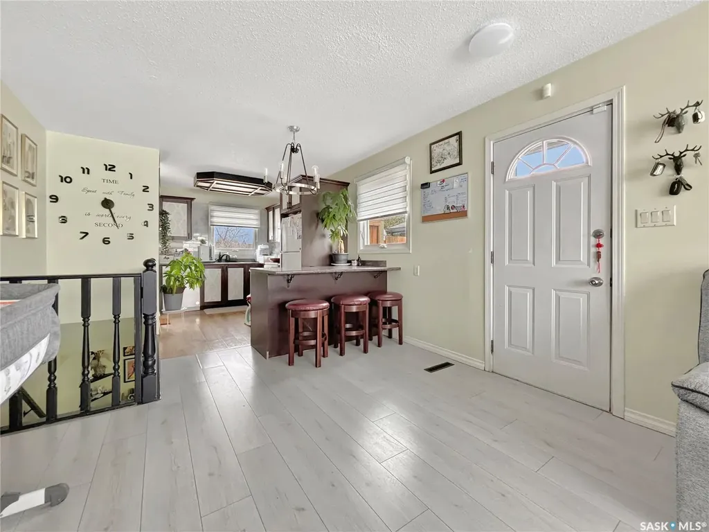 10216 Borden Crescent North Battleford SK S9A 3A1