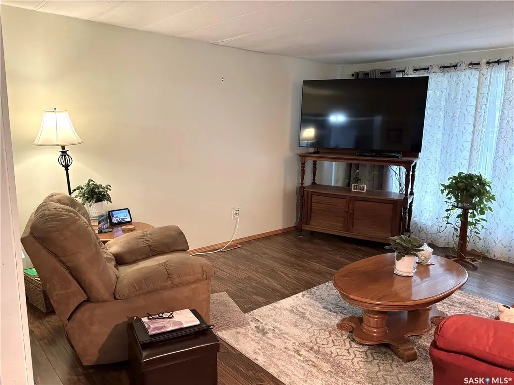 41 Royal Heights Estevan SK S4A 2T9