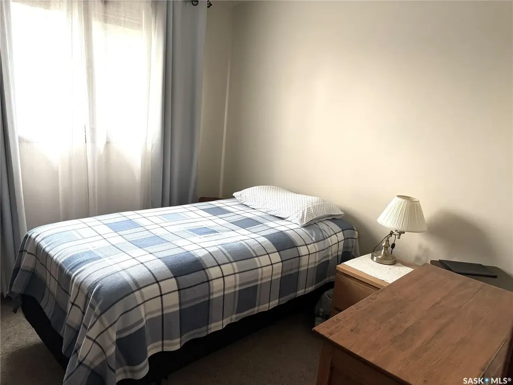 41 Royal Heights Estevan SK S4A 2T9
