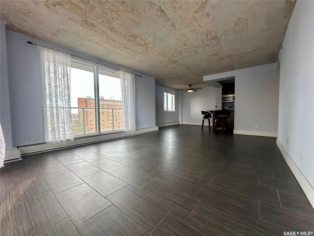 320 5th Avenue N Saskatoon SK S7K 2P5