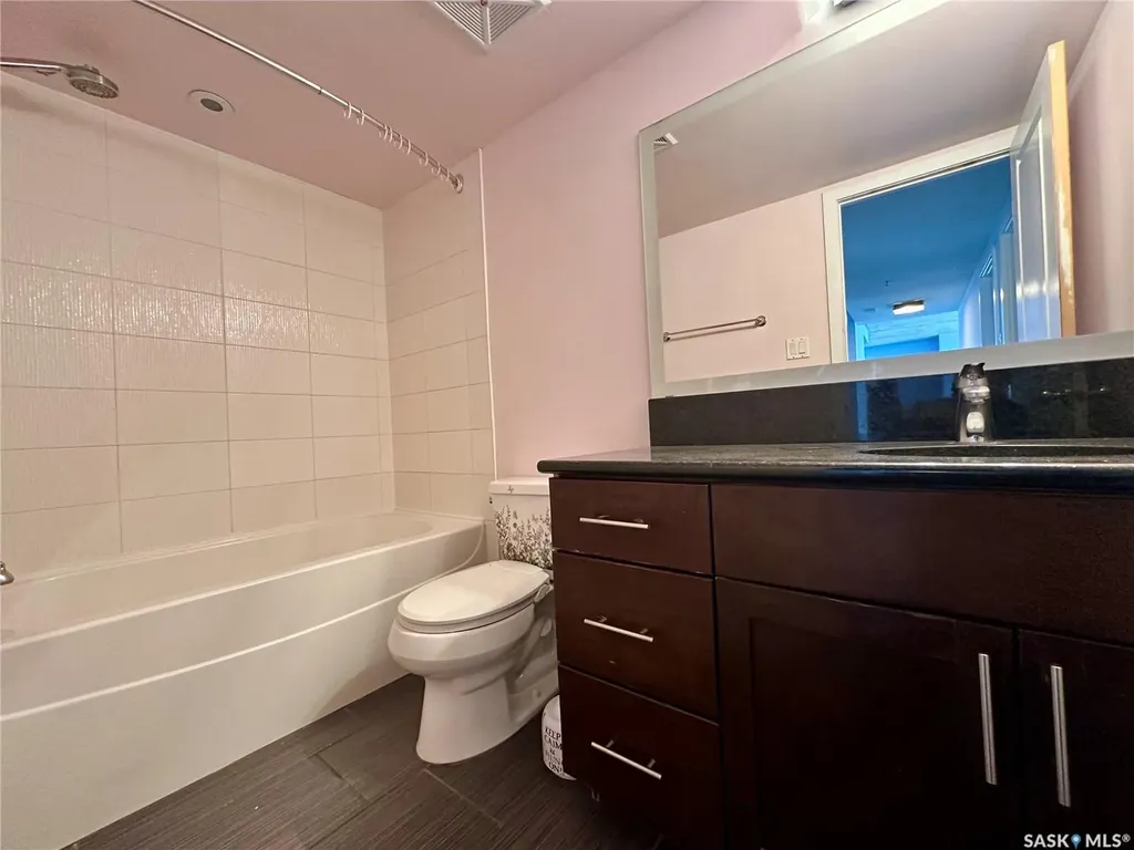 320 5th Avenue N Saskatoon SK S7K 2P5