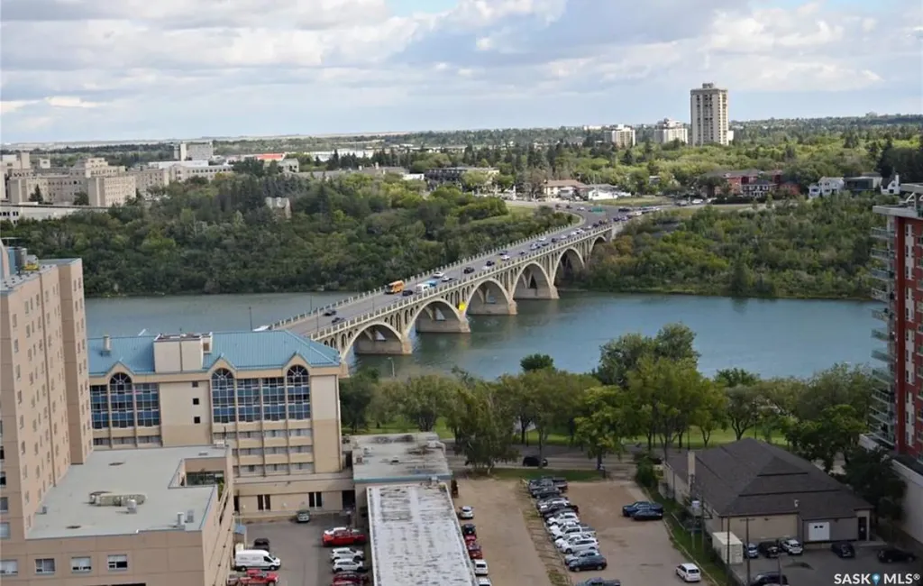 320 5th Avenue N Saskatoon SK S7K 2P5