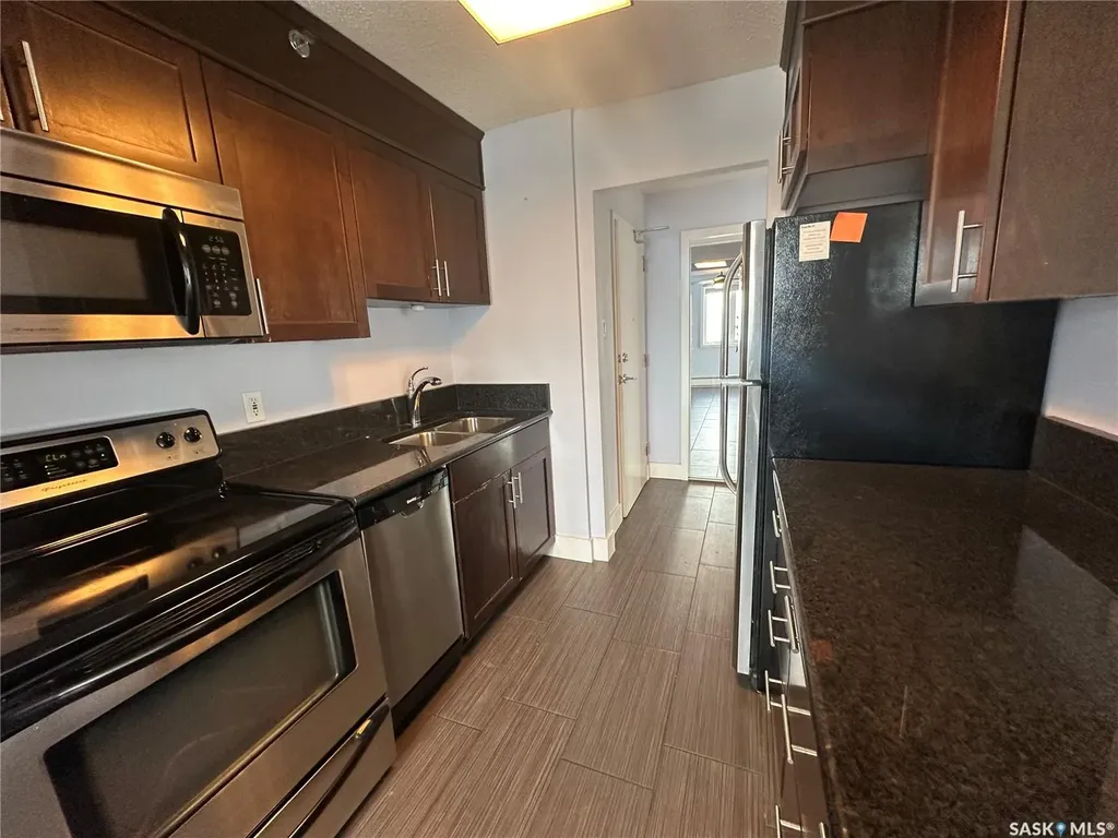320 5th Avenue N Saskatoon SK S7K 2P5