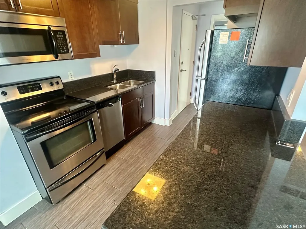 320 5th Avenue N Saskatoon SK S7K 2P5