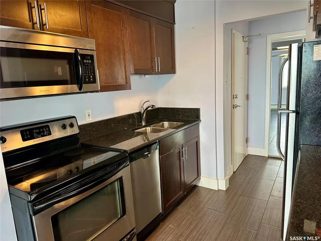 320 5th Avenue N Saskatoon SK S7K 2P5
