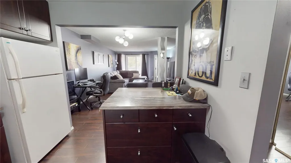 921 Main Street Saskatoon SK S7H 0K4