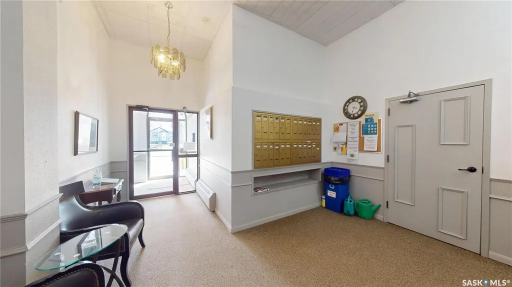 921 Main Street Saskatoon SK S7H 0K4