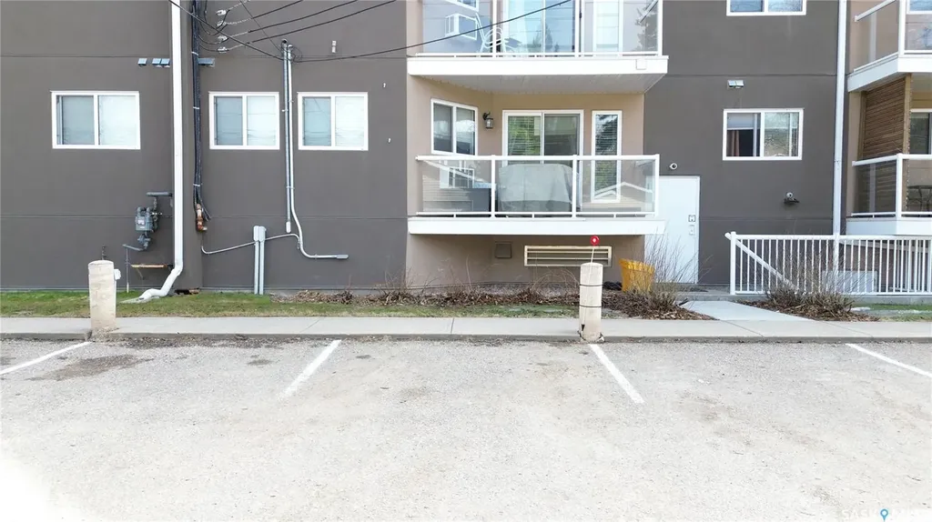 921 Main Street Saskatoon SK S7H 0K4