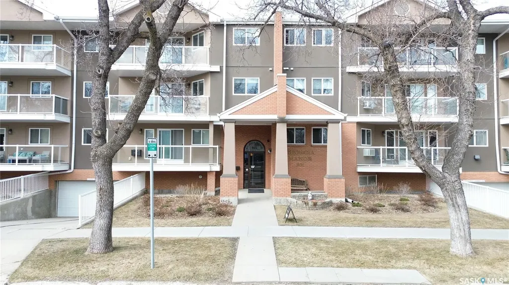 921 Main Street Saskatoon SK S7H 0K4