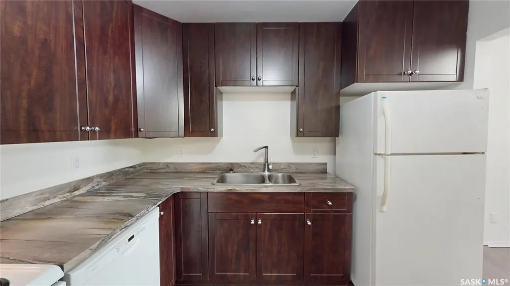 921 Main Street Saskatoon SK S7H 0K4