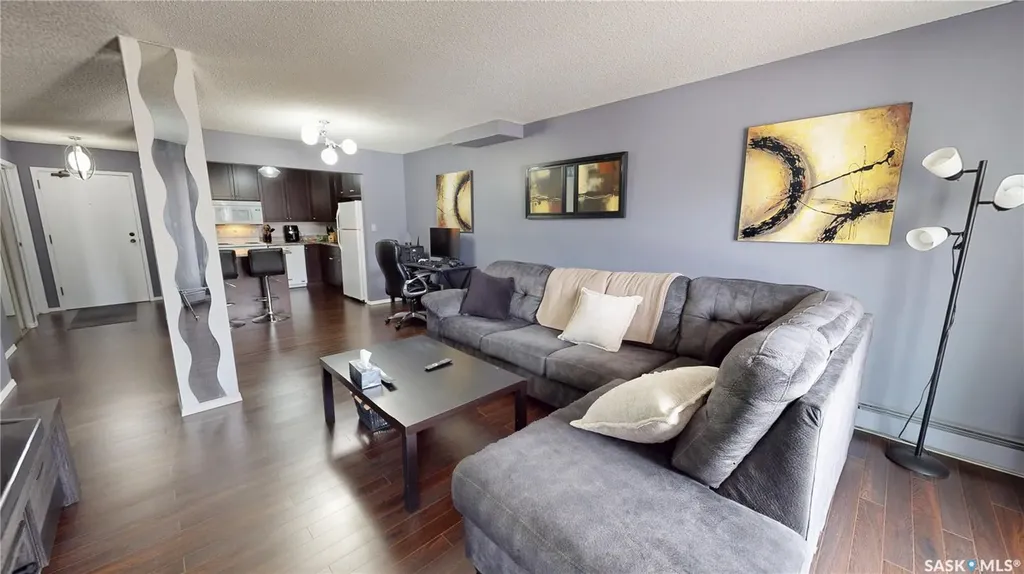 921 Main Street Saskatoon SK S7H 0K4